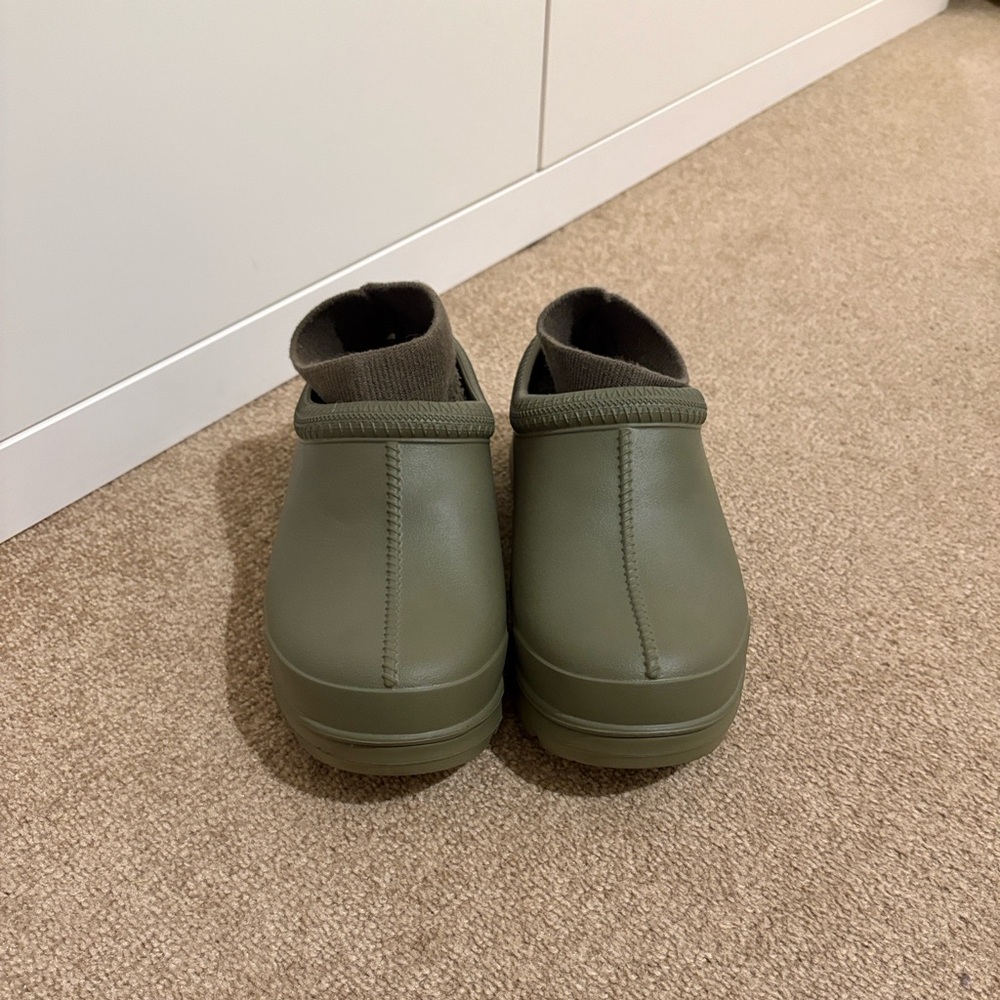 UGG Tasman Burnt Olive Clogs
